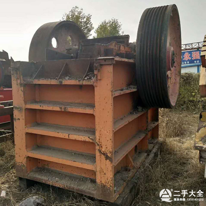 69顎式破碎機(jī) 69顎式破碎機(jī)