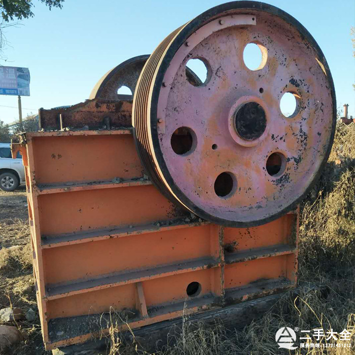 69顎式破碎機(jī) 69顎式破碎機(jī)