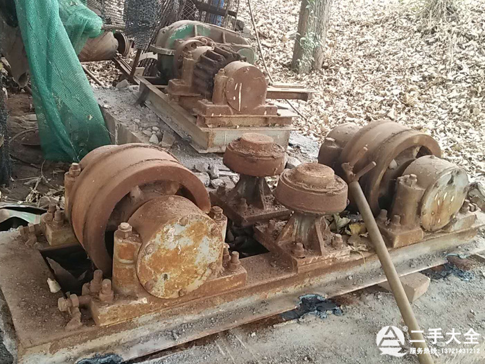 烘干機拖輪及電機減速機 烘干機拖輪及電機減速機