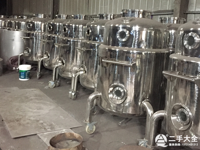 不銹鋼儲料罐 不銹鋼儲料罐