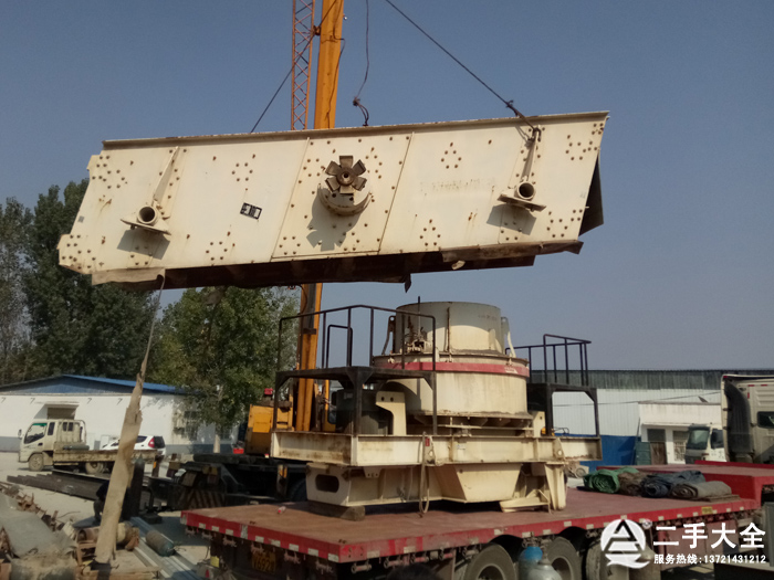 沖擊制砂機(jī)裝車 沖擊制砂機(jī)裝車