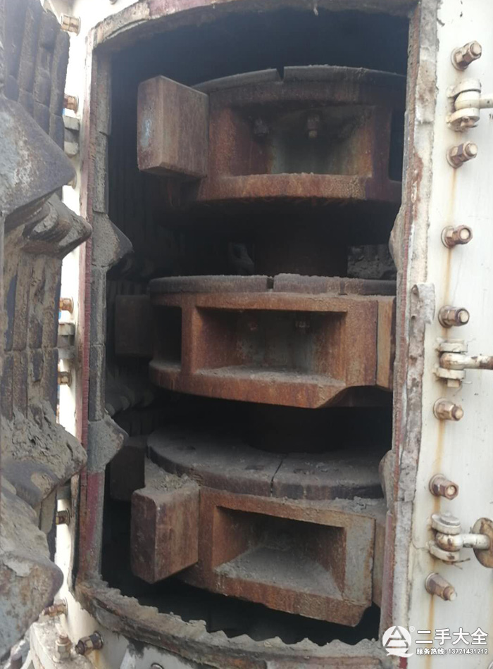 ��ʽ���N��ɰ�C(j��)��(n��i)���Y(ji��)��(g��u)