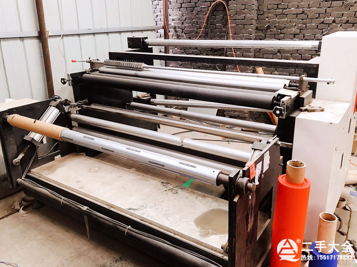 無紡布制袋機(jī) 無紡布制袋機(jī)