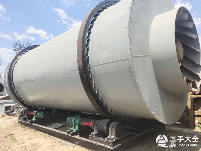 大型三筒烘干機(jī) 大型三筒烘干機(jī)