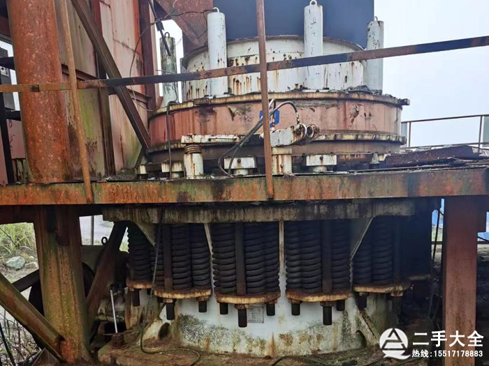 圓錐式破碎機(jī) 圓錐式破碎機(jī)