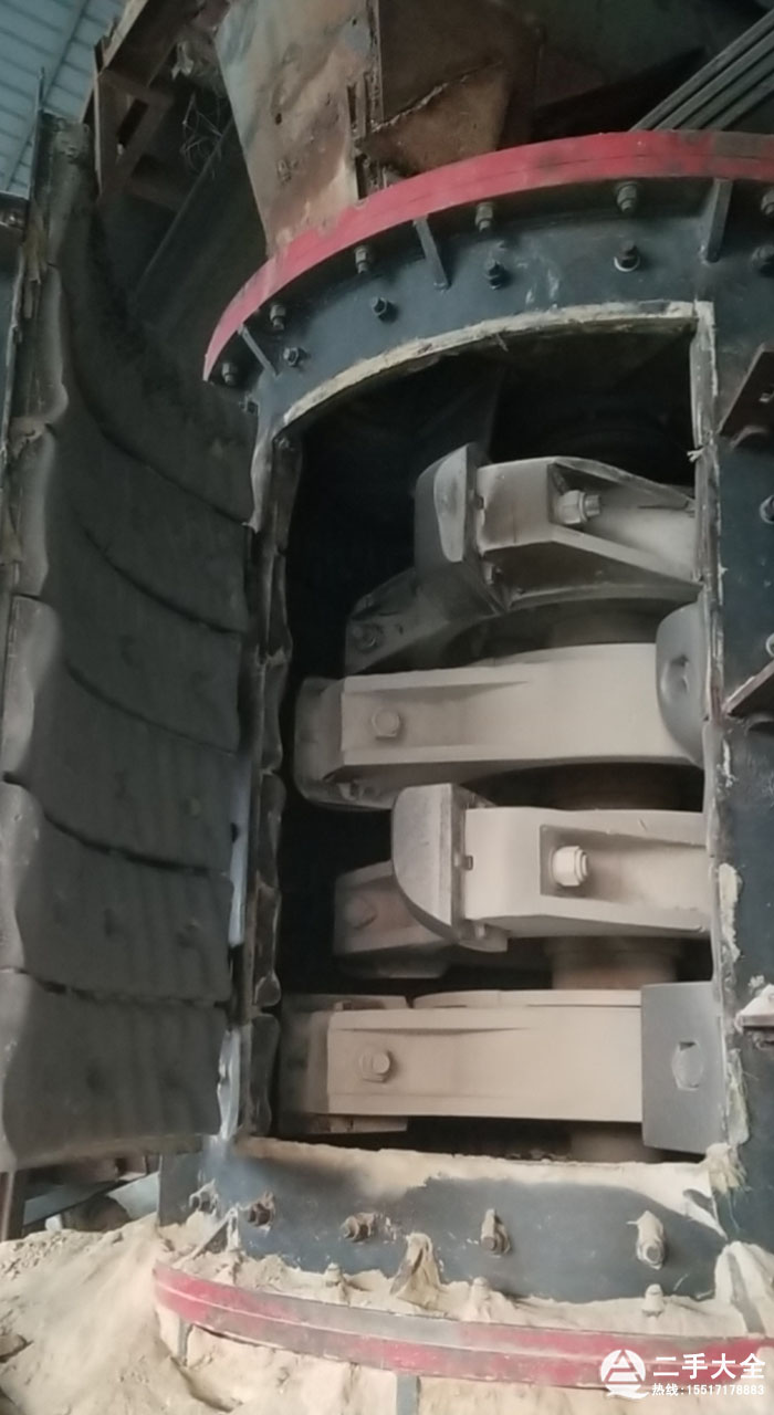 立軸制砂機(jī)內(nèi)部磨損情況 立軸制砂機(jī)內(nèi)部磨損情況