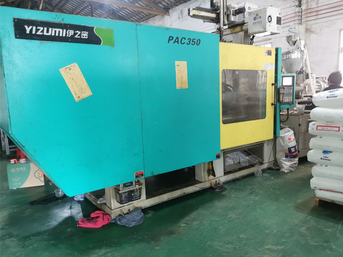 ����һ���Բ;ߙC���O(sh��)��+ע�ܙC�D(zhu��n)׌