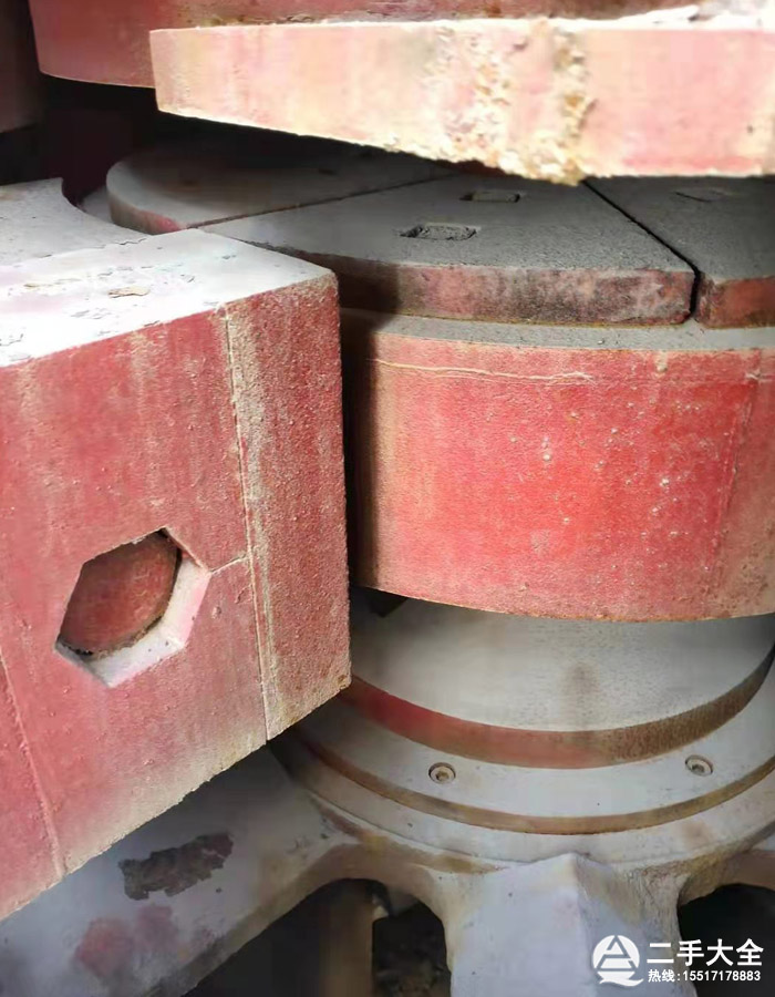 立軸破碎機(jī)內(nèi)部 立軸破碎機(jī)內(nèi)部