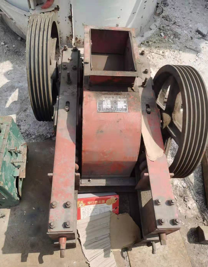 小型對(duì)輥破 小型對(duì)輥破