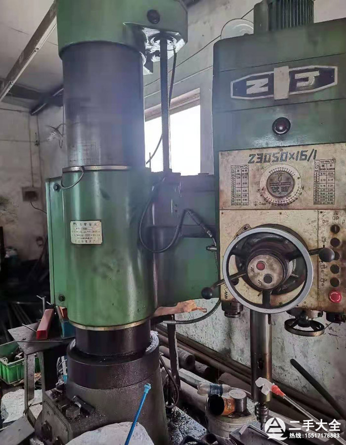 �����@��