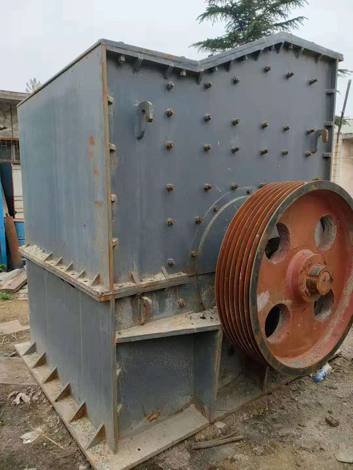 二手箱式破碎設(shè)備 二手箱式破碎設(shè)備