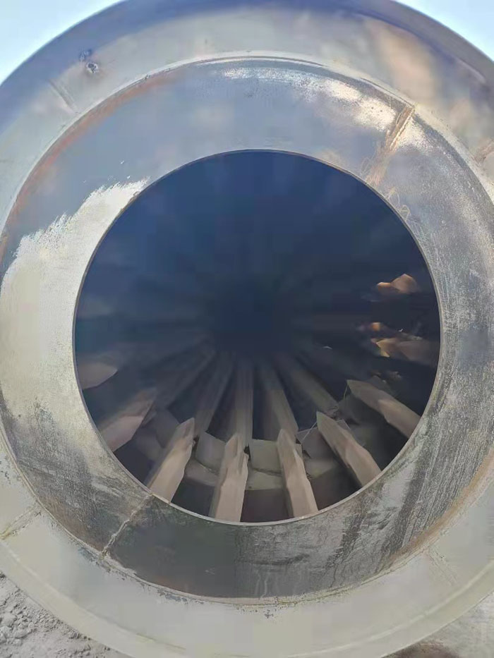 新式三回程烘干機(jī)入料口 新式三回程烘干機(jī)入料口