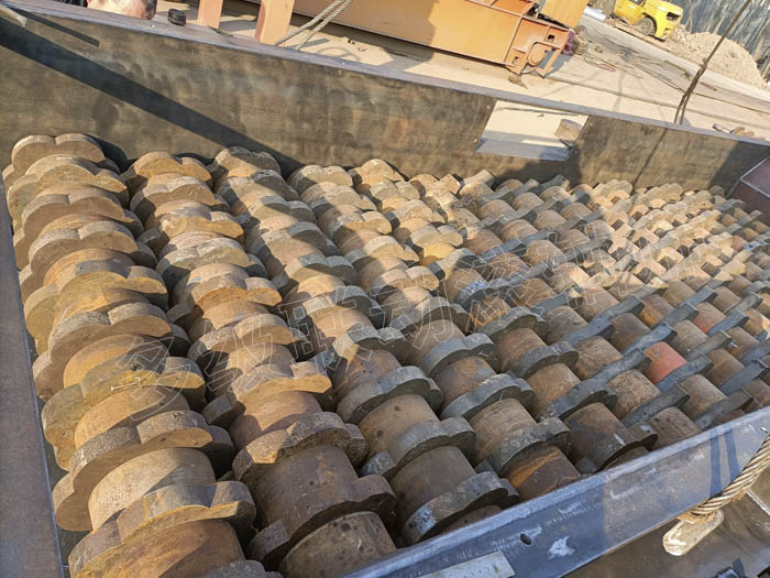 �༉(j��)(li��n)��(d��ng)�L�S�Y��(n��i)���Y(ji��)��(g��u)