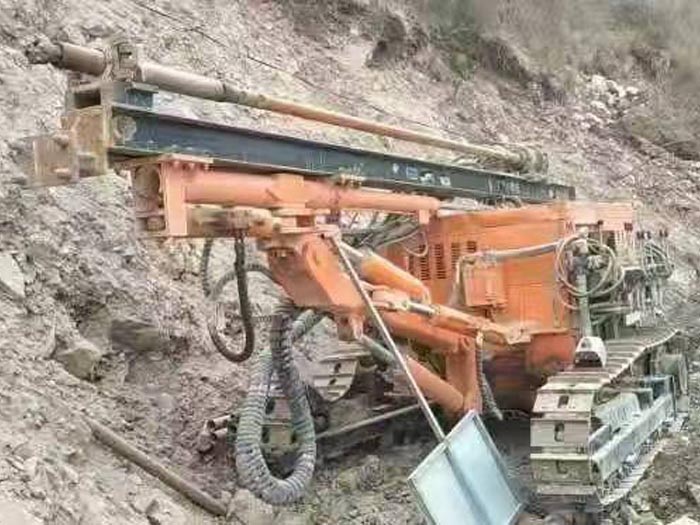 二手潛孔鉆機(jī) 二手潛孔鉆機(jī)