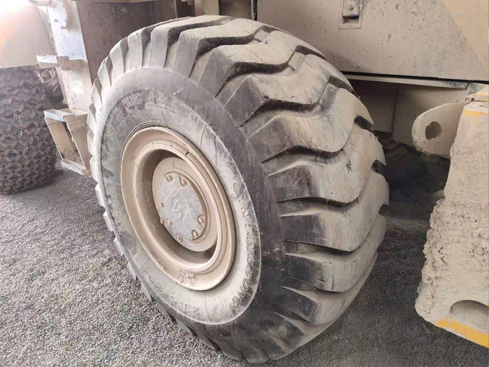 二手鏟車輪胎 二手鏟車輪胎