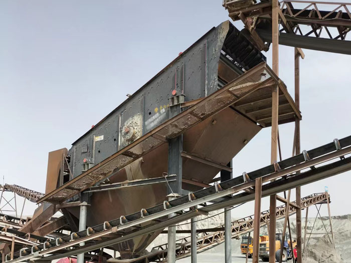 4層2470圓振動(dòng)篩 4層2470圓振動(dòng)篩